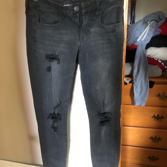 American Eagle super low rise black jeans size 6 - Picture 2 of 7